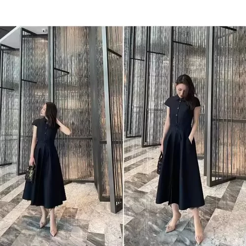 2024 Ladies fashion French dress Hepburn style commuter dress elegant solid color short sleeved umbrella skirt 1